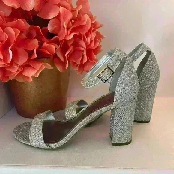 Worthington Shoes - Worthington Silver Mesh Glitter Block Heel 3.75”.. Ankle Strap Size 8